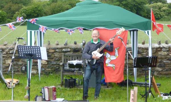 The Shenanigans Band, Isle of Man :: Traditional Irish and Manx Songs. Good unrivalled entertainment for all!
