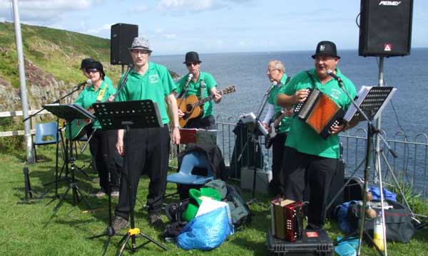 The Shenanigans Band, Isle of Man :: Traditional Irish and Manx Songs. Good unrivalled entertainment for all!